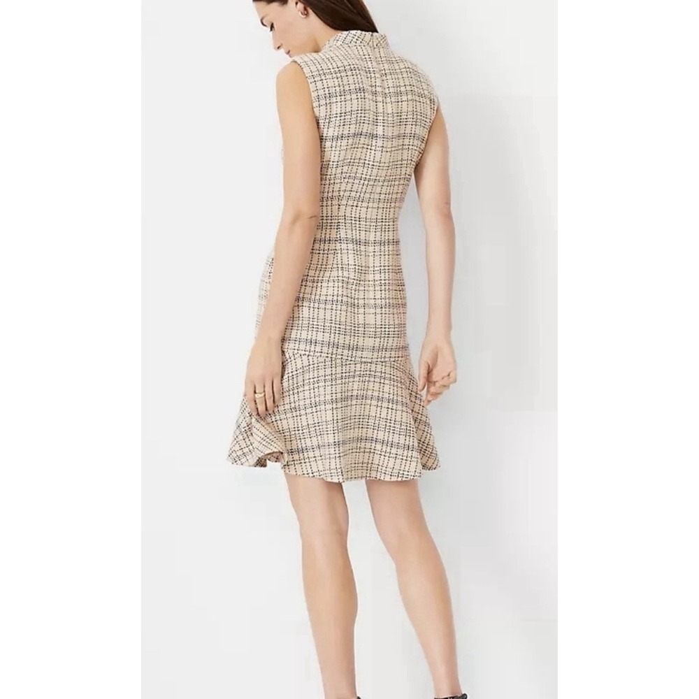 ANN TAYLOR TOASTED OAT TWEED MOCK NECK FLOUNCE DRESS SZ 10 - Picture 3 of 4